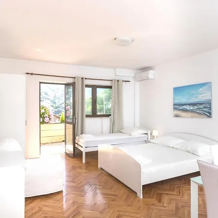 Pensjonat House Ariva