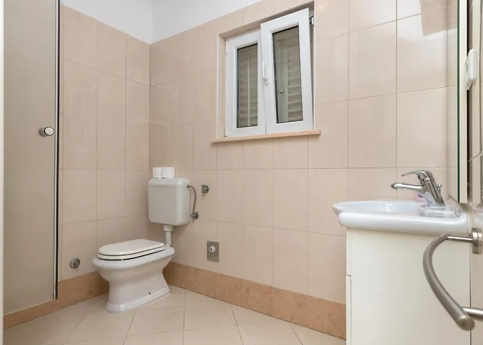 House Ariva 3*