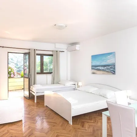 House Ariva
