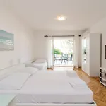 House Ariva Pensión